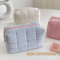 New style ~ large capacity cosmetic bag cute senior skin care products storage pillow bag 2021 travel portable