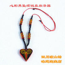 Liangshan Xichang Yi hand-painted crafts solid wood painted Yi lacquer love necklace pendant (a