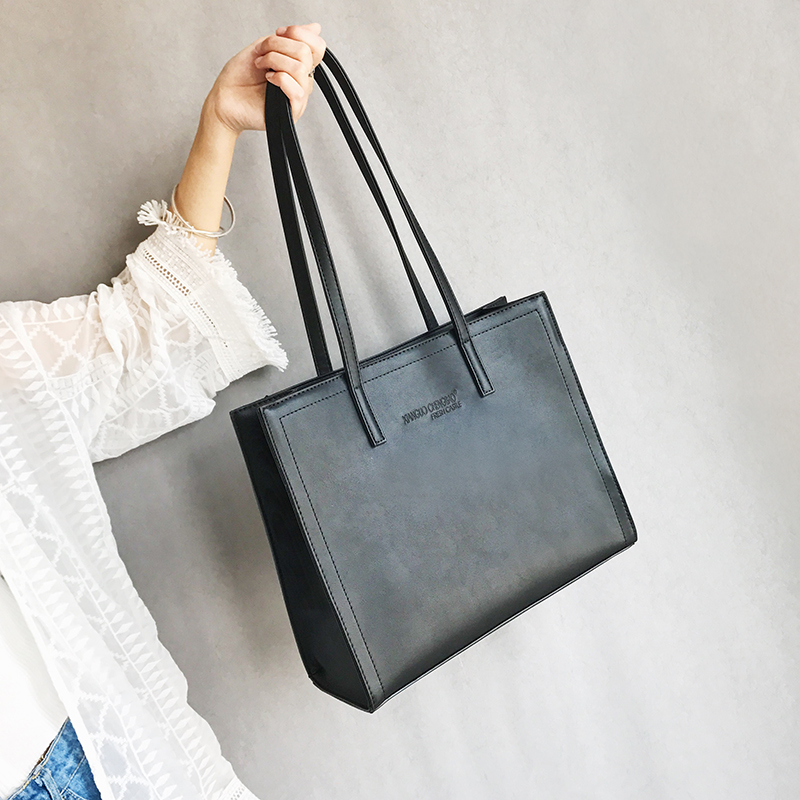 Ins Port Wind Big Bag Girl 2019 Chaozhou Korean Version Baitao Fashion Single Shoulder Handbag Large Capacity Tote Bag