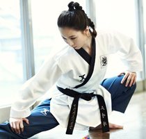 High-end taekwondo clothing sports clothing childrens training uniform adult mens and womens long and short sleeves custom-made performance