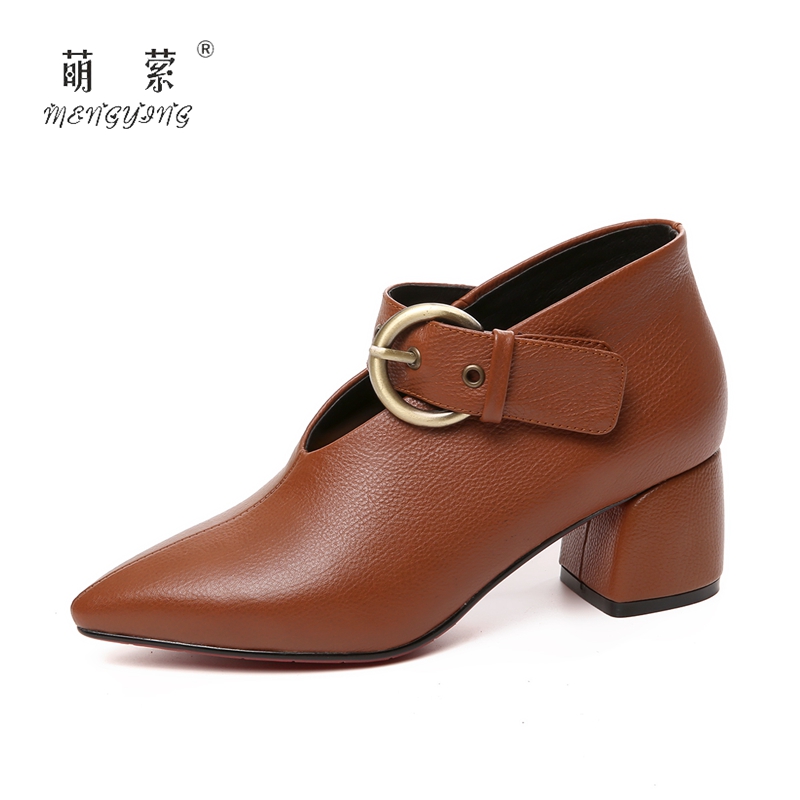 Thick with single shoes female Europe and America 2018 autumn and winter new two wear leather V mouth grandmother shoes pointed fashion minority women's shoes