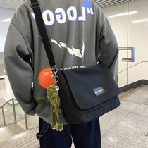 Mens Satchel 2021 New Fashion Japanese Canvas Shoulder Bag Large Capacity Student Messenger Bag Leisure shoulder bag