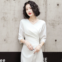 Small evening dress dress women can usually wear high-end summer summer host white temperament banquet light luxury niche