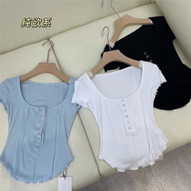 Ice silk thin short-sleeved T-shirt womens 2021 summer new Korean version of the big U-neck tight hot girl short waist heart machine top