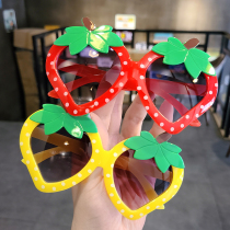 Cute Strawberry Sunglasses Children Sunglasses Cartoon Fashion Girl anti-ultraviolet sunglasses Early childhood decorative glasses