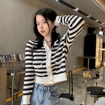  Long-sleeved top female ins tide short sweater 2021 spring and autumn new striped cardigan jacket female ins thin section