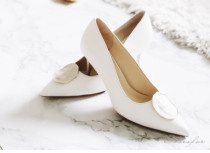 Shoesfor shoes custom Margaret) Original Design Square pearl buckle white high heels wedding shoes