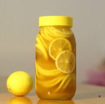 1000g large glass bottle pure handmade whitening honey lemon passion fruit honey tea Buy three bottles of 200 yuan