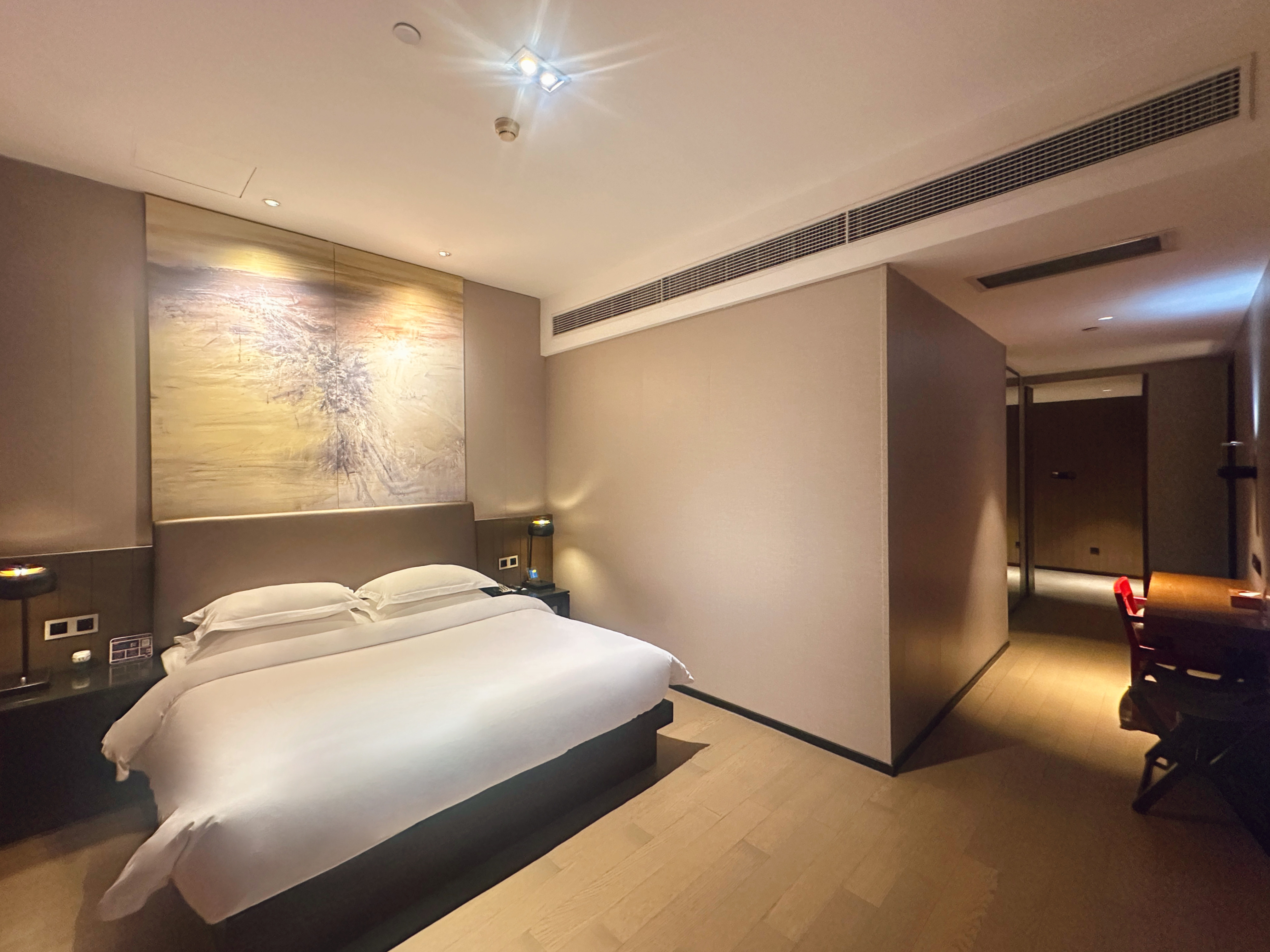 探秘杭州五星级享受！杭州悠致酒店精选大床房入住体验✨🏨-酒店-淘宝好物网