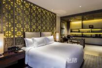 Banyan Tree Shanghai on the Bund River View Room