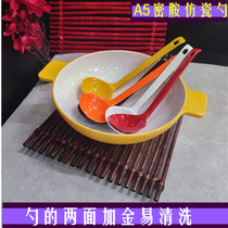 Melamine A5 imitation porcelain plastic long handle large soup spoon White black Japanese style Ajisen ramen round spoon Turtle shell spoon Commercial