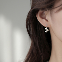 (Xiangnan) 925 sterling silver pearl earrings niche high-end earrings new 2023 hot style light luxury female earrings