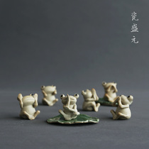 Original three no Buddha system Zen tea ceremony frog small decoration cute creative tea table tea room can raise ceramic tea pet