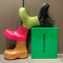 Japan A water with the same rain boots womens mid-tube fashion trend outer wear non-slip water shoes thick-soled rubber shoes rain boots