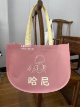 Customized moon bag non-woven bag new fashion clothing bag custom-made portable shopping bag can be printed with store name LOGO