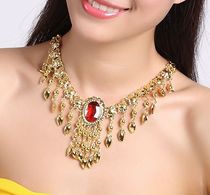Flying charm belly dance necklace head single gemstone eyebrow necklace Oriental dance costume performance accessories women