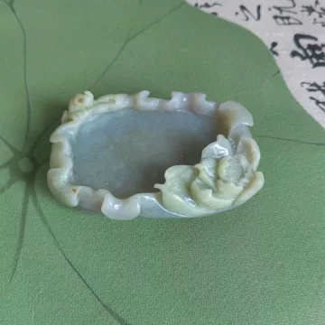 時代文房具 和田玉 如意 清代 原石手彫 筆洗 筆添 墨池 時代文房具 和田玉 如意 清代 原石手彫 筆洗 筆添 墨池