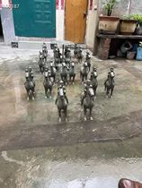Antique bronze ware Han Dynasty chariot honor guard black paint ancient rust ornaments antique collection