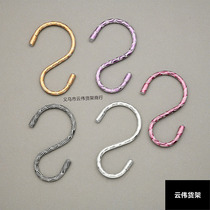 Metal handmade aluminum alloy Non-rust adhesive hook hook hook hook Korean kitchen bedroom clothing store adhesive hook S hook