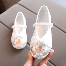 Old Beijing childrens cloth shoes antique princess shoes ancient girls embroidered shoes baby handmade Hanfu shoes soft bottom
