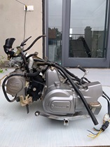 The original Haojue Xiyun Country three 110 curved beam motorcycle engine is suitable for all kinds of curved beam general purpose
