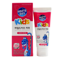 South Korea imported White sky Wei Yukang children strawberry eight no toothpaste 90g fluorine-free swallowing 1-5 year old tooth guard