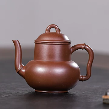 中国茶器　紫砂壺　宜興 在銘 朱泥 菊形 急須 底款：顧景舟 中国茶器 紫砂壺 宜興 在銘 朱泥 菊形 急須 底款：顧景舟 顾景舟