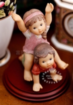 Boxed German Goebel Gaobao pure childhood childhood sweetheart Nina Marco hand-painted ceramic doll ornaments