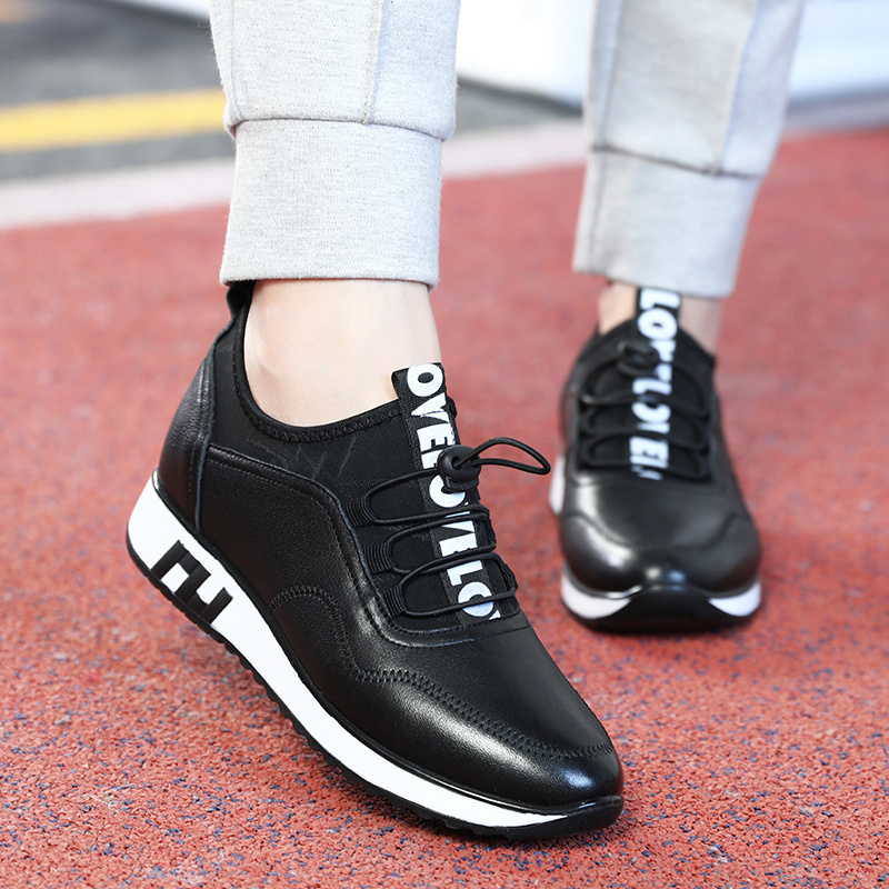 Spring and Autumn Mid-aged Women's Shoes, Leather Fashion Sports Shoes, Inner Heightening Mother's Shoes, Women's Soft-soled Comfortable Flat-soled Single Shoes